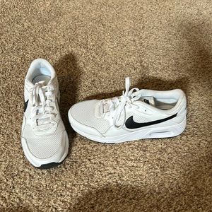 Men's Nike Air Max 90 size 8